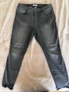 Good American Good Legs Crop Faded Dark Gray Skinny Jeans